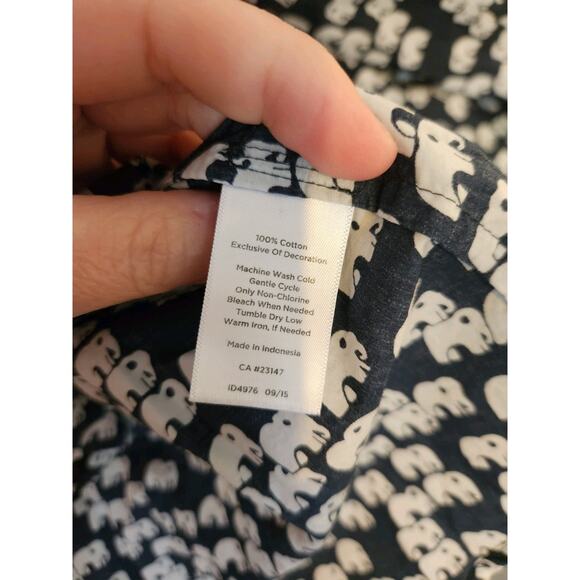 Talbots Top Women's Petite Medium Mp Elephant Novelty Button Up Shirt Roll‎ Tab - Picture 7 of 7